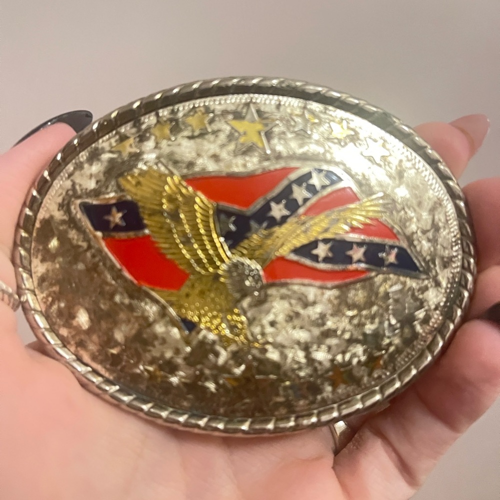 Belt buckle. Interchangeable. Eagle with flag.